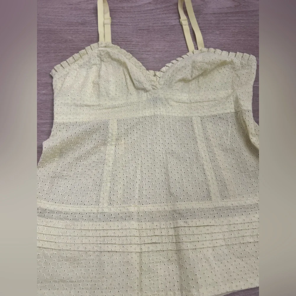 Marc by Marc Jacobs yellow eyelet  blouse size 2 - Picture 5 of 8